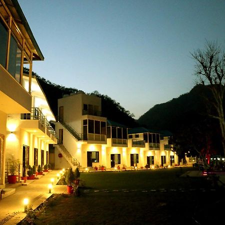 Ezzenza Mahayana Resort & Spa Rišikéš Exteriér fotografie